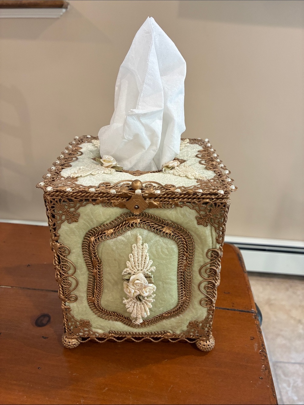 Vintage Decorative Bronze Tissue Box Cover